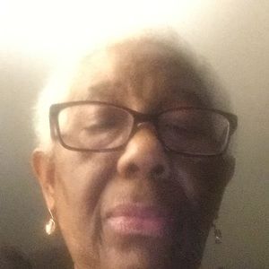 Meet your Posher, Delores